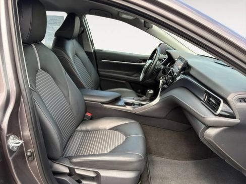 Used 2024 Toyota Camry SE FWD image 15