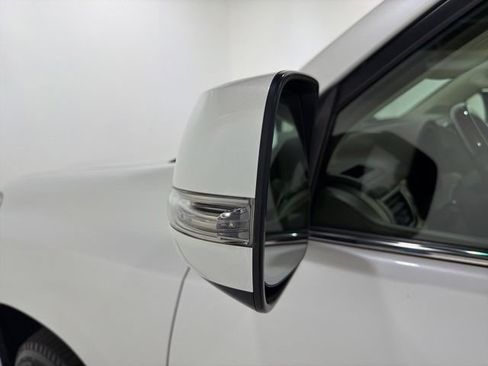Used 2018 Lexus GX 460 Premium w/ Premium Package AWD/4WD image 9