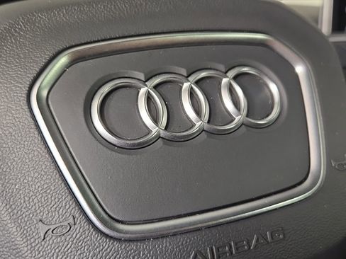 Used 2021 Audi Q5 2.0T Premium image 28