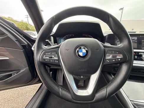 Used 2022 BMW 330i xDrive Sedan w/ Premium Package AWD/4WD image 9