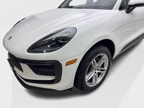 Used 2025 Porsche Macan Turbo image 18