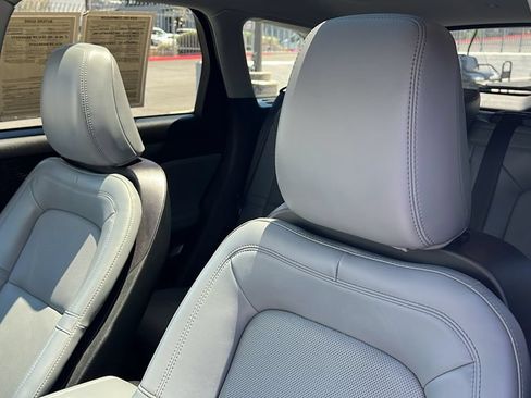 Certified 2022 Lincoln Corsair FWD w/ Premium Package image 15