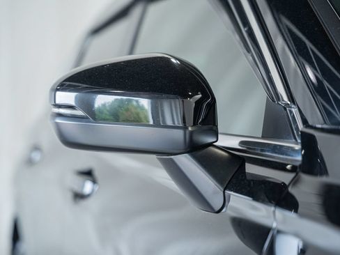 Used 2023 Honda CR-V EX image 13