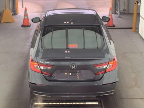 Used 2018 Honda Accord EX-L image 6
