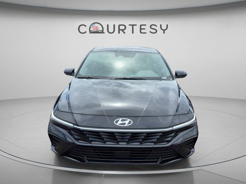 New 2026 Hyundai Elantra SEL Sport Premium FWD image 8