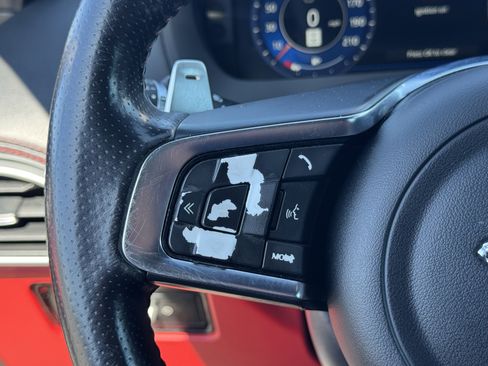 Used 2020 Jaguar F-PACE SVR image 30