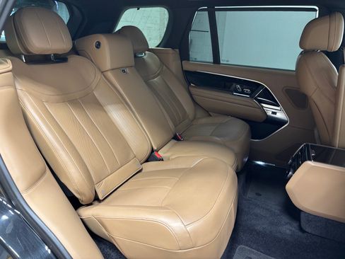 Used 2023 Land Rover Range Rover Long Wheelbase Autobiography AWD/4WD image 38