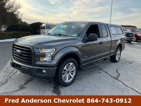 Used 2017 Ford F150 XL w/ Equipment Group 101A Mid image 1