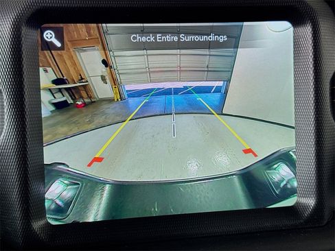 Used 2021 Jeep Gladiator Overland image 40