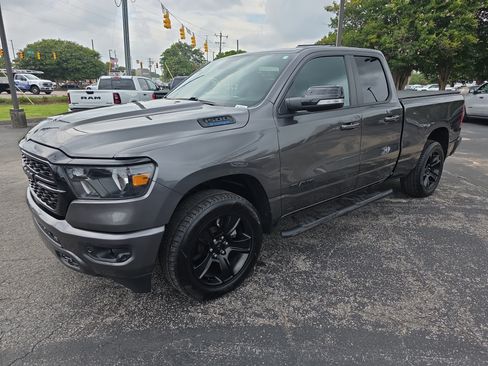 Used 2022 RAM 1500 Big Horn AWD/4WD image 4