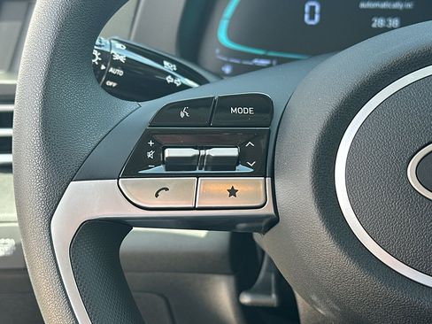 New 2026 Hyundai Elantra Hybrid FWD image 14