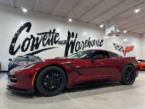 Used 2017 Chevrolet Corvette Stingray Coupe RWD image 1