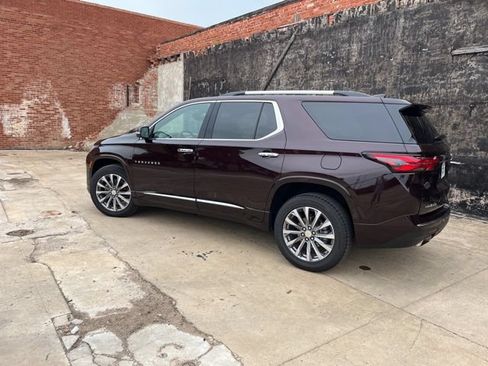 Used 2023 Chevrolet Traverse Premier w/ LPO, Floor Liner Package FWD image 17
