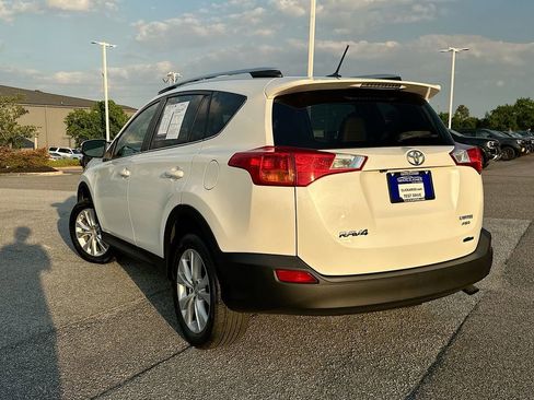 Used 2013 Toyota RAV4 Limited AWD/4WD image 6