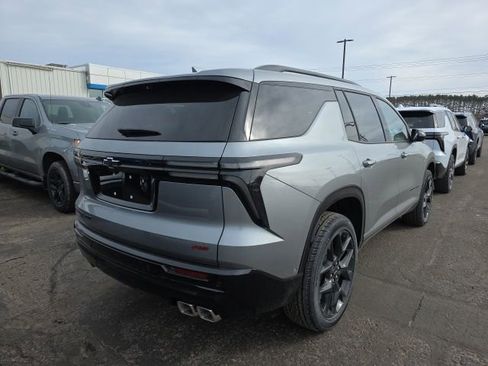 New 2026 Chevrolet Traverse RS image 11