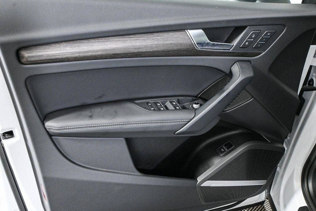 New 2025 Audi Q5 2.0T Premium Plus AWD/4WD image 7