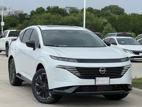 New 2026 Nissan Murano Platinum w/ Cargo Package AWD/4WD image 2