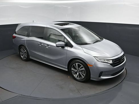 Used 2023 Honda Odyssey Touring image 38