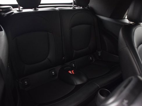 Used 2018 MINI Cooper Convertible image 17