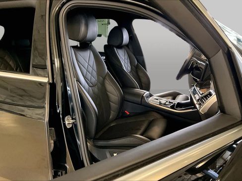 Used 2026 BMW X5 sDrive40i RWD image 8
