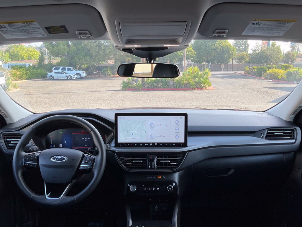 Used 2024 Ford Escape SE FWD image 25