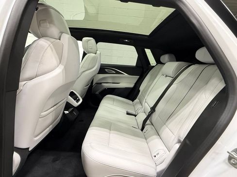 Used 2024 Cadillac Lyriq Luxury RWD image 34