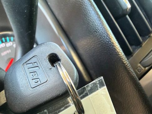 Used 2018 Chevrolet Silverado 1500 LT w/ All Star Edition image 28