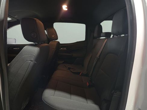 Used 2024 Chevrolet Colorado LT image 14