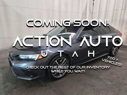 Used 2022 Honda Civic Touring image 1