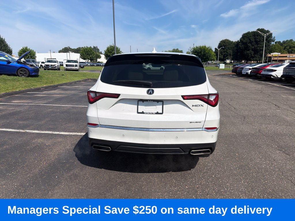 Used 2022 Acura MDX w/ Technology Package AWD/4WD image 4