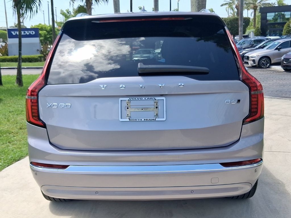 Certified 2026 Volvo XC90 B6 Plus AWD/4WD image 5