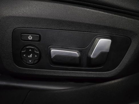 Used 2020 BMW M340i xDrive M340i xDrive AWD Sedan w/ Executive Package image 30