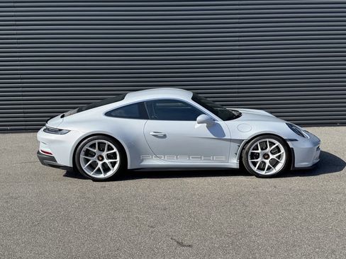 Certified 2024 Porsche 911 S/T image 9