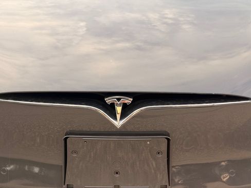 Used 2018 Tesla Model S AWD image 34