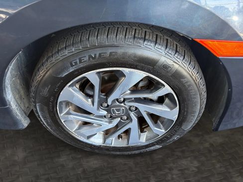 Used 2017 Honda Civic EX image 37