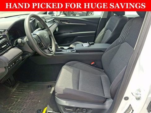 Used 2025 Toyota Camry LE w/ Convenience Package FWD image 12
