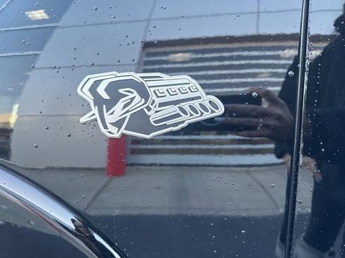 New 2026 RAM 1500 4x4 Crew Cab image 8