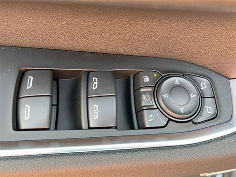 New 2026 GMC Sierra 3500 SLT w/ SLT Premium Package image 16