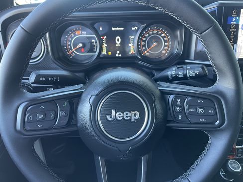 New 2026 Jeep Wrangler Unlimited Rubicon image 37