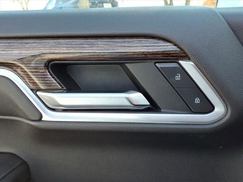 Used 2022 GMC Sierra 1500 SLE w/ Enhanced Capability Package image 13