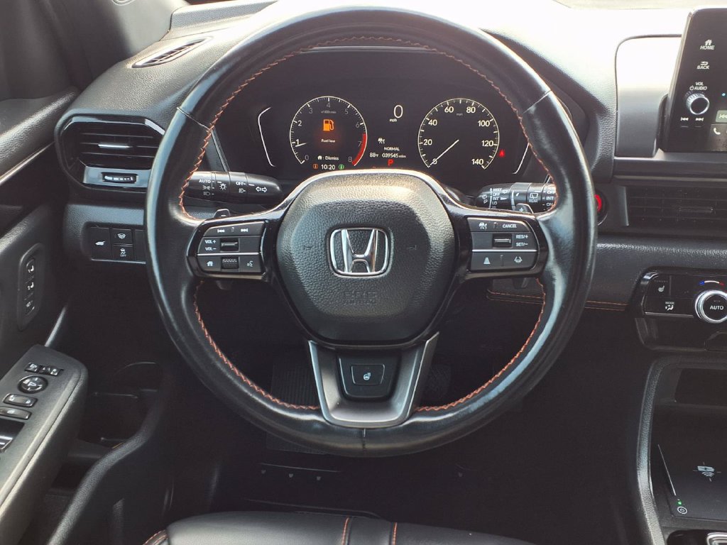 Used 2025 Honda Pilot TrailSport image 19