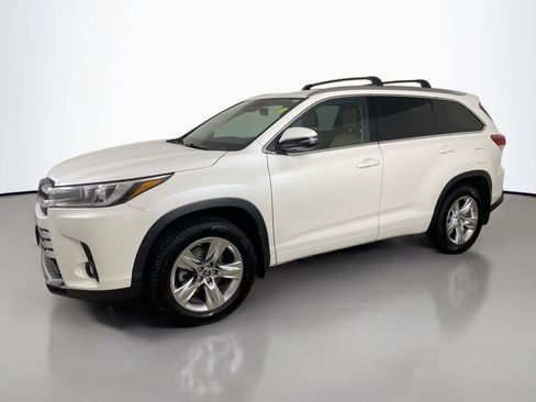 Used 2018 Toyota Highlander Limited image 4