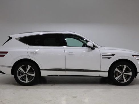 Used 2023 Genesis GV80 2.5T w/ Prestige 20" Package AWD/4WD image 9