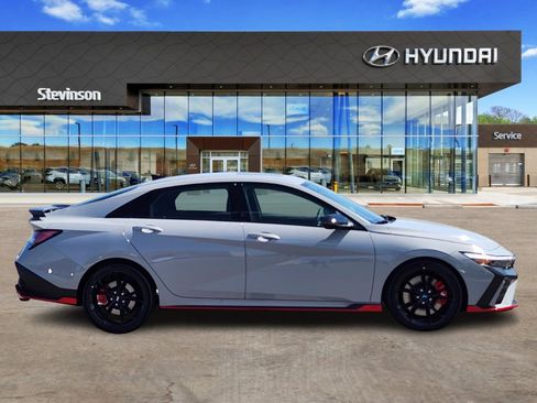 New 2025 Hyundai Elantra N image 4