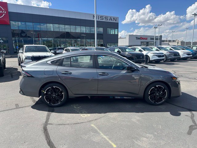 New 2027 Nissan Sentra SR w/ Floor Mat Package FWD image 13