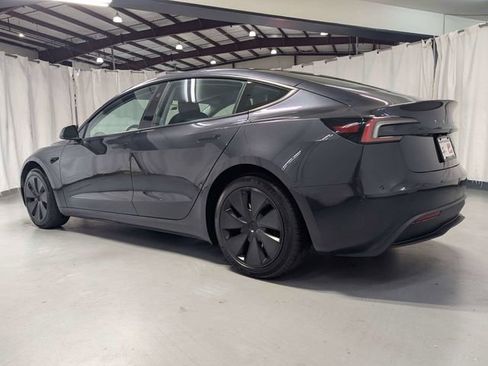 Used 2025 Tesla Model 3 Long Range image 4