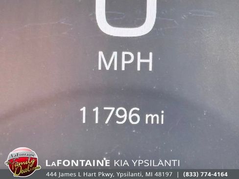 Used 2025 Jeep Compass Limited AWD/4WD image 14