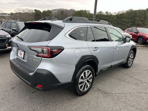 Certified 2025 Subaru Outback Premium w/ Popular Package #1A image 7