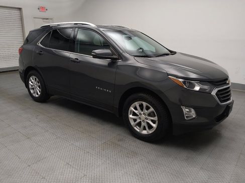 Used 2019 Chevrolet Equinox LT w/ Sun & Navigation Package image 11