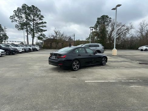 Certified 2023 BMW 330i Sedan w/ Premium Package image 5